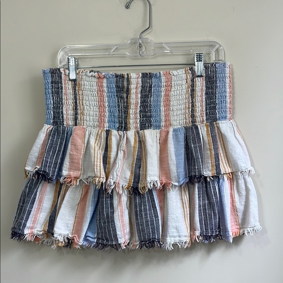 aerie Dresses & Skirts - Aerie Women’s Tiered Mini Skirt Size Large